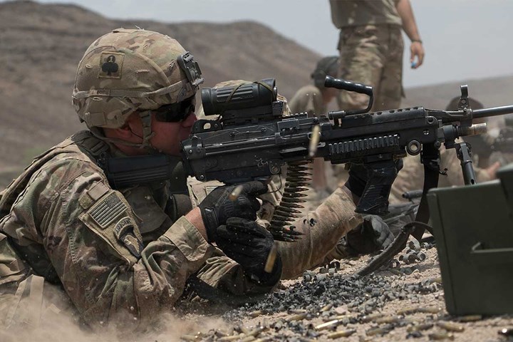 Loạt ảnh binh sĩ Mỹ huấn luyện chiến đấu trên khắp thế giới